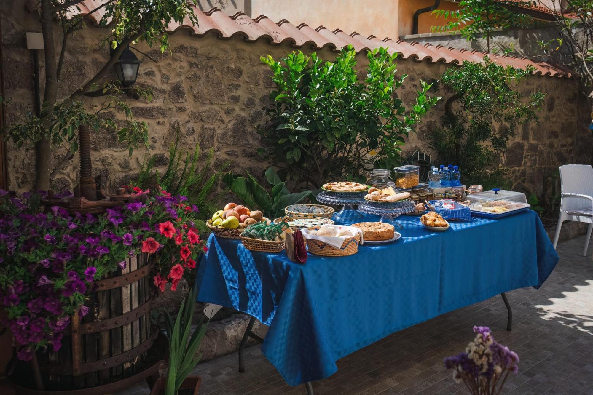 B&B L'Albero Dei Limoni Portoscuso Exterior foto